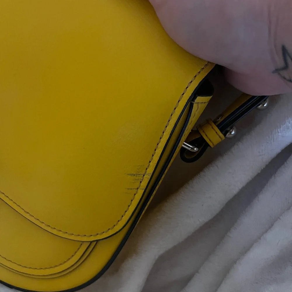 Marc Jacobs Yellow Rider Crossbody Bag - Picture 2 of 6